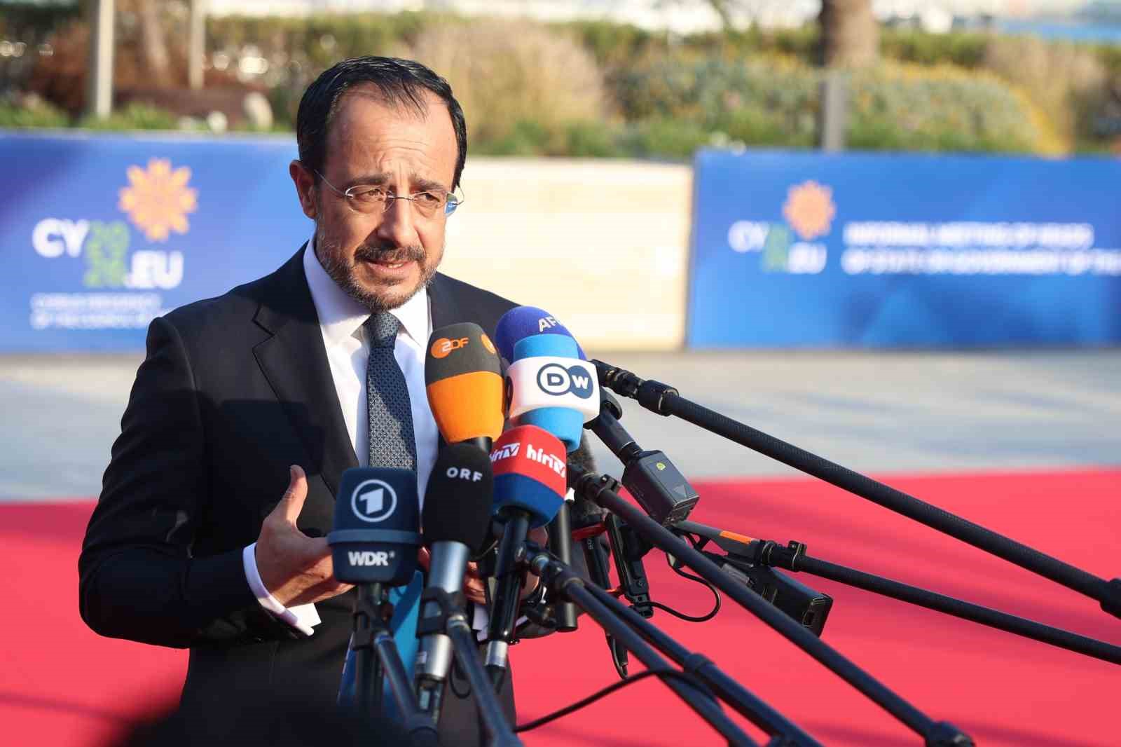 GKRY’deki gayriresmi AB Liderler Zirvesi başladı
