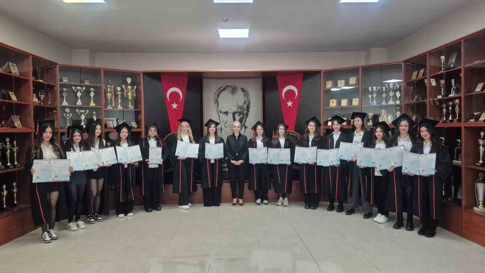 GKV Cemil Alevli Anadolu Lisesi öğrencilerinden küresel yolculuğa güçlü bir adım
