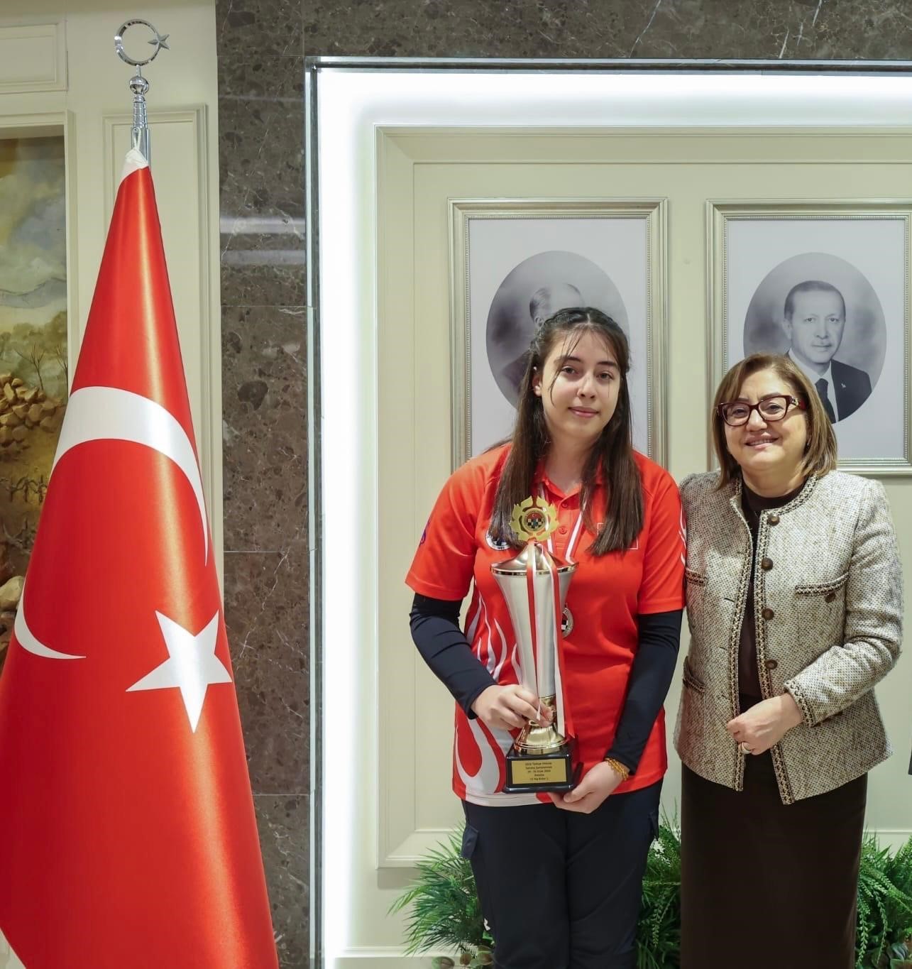 GKV’li Kalyoncu’dan Türk satrancında gurur veren başarı
