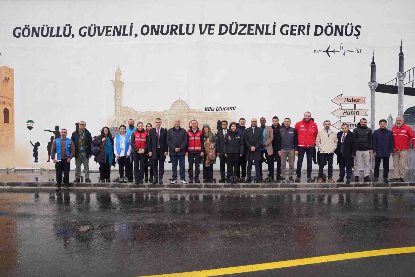 Göç İdaresi Başkanı Kök: "Gönüllü geri dönüşlere ilişkin işlemler uluslararası standartlara uygun yürütülmektedir"
