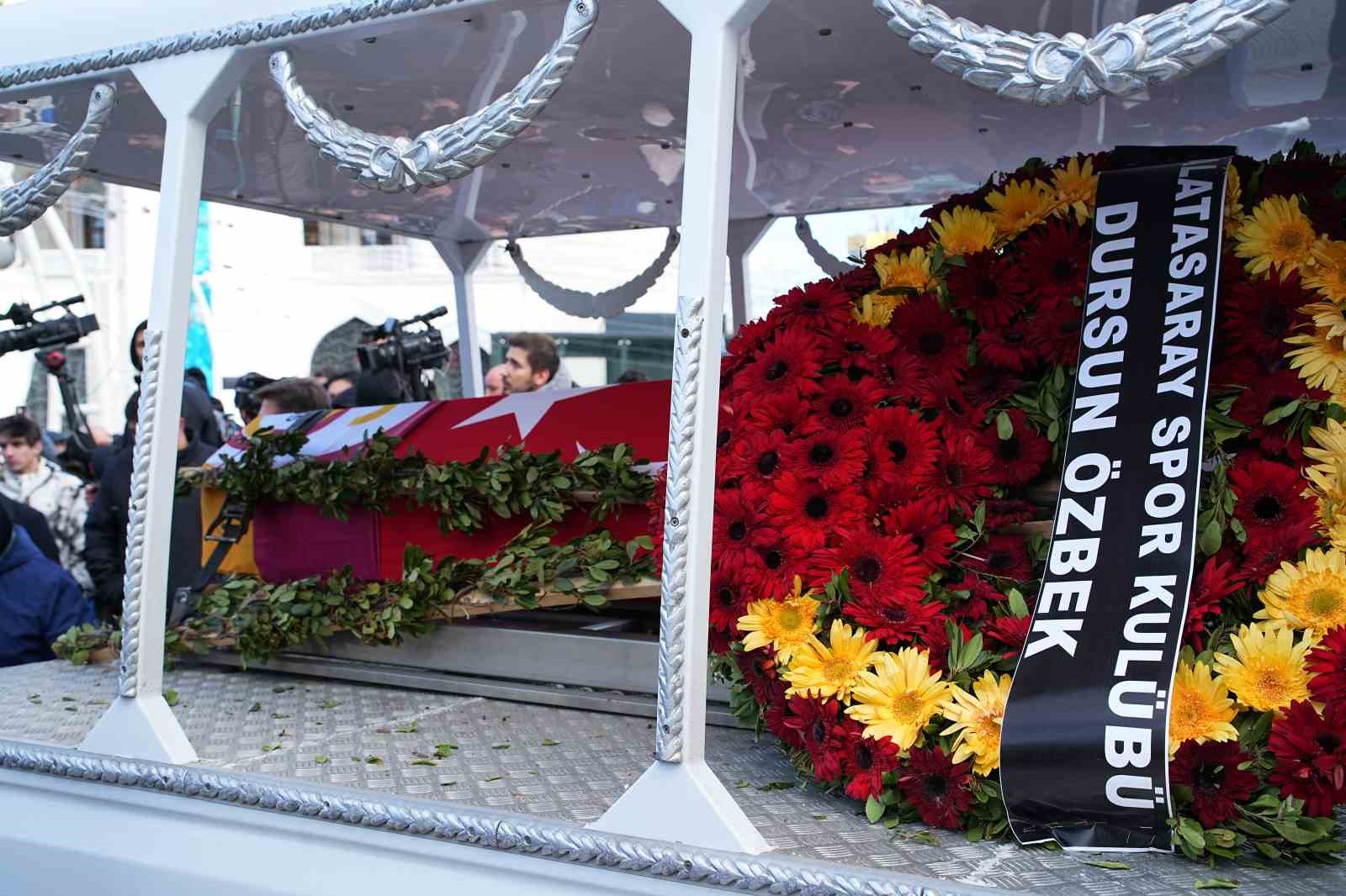 Gökmen Özdenak son yolculuğuna uğurlandı
