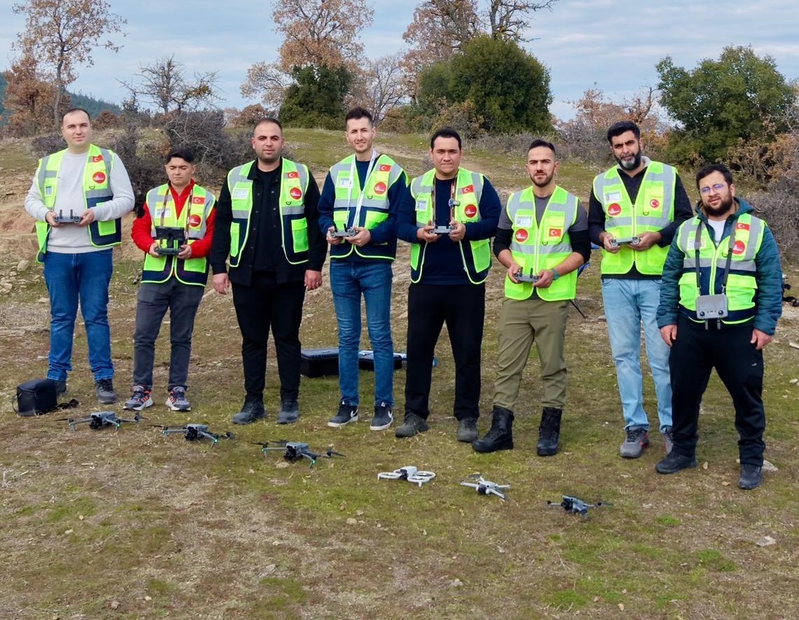Gökyüzünün gönüllü neferleri Manisa’da ’İHAKUT’ çatısı altında birleşti
