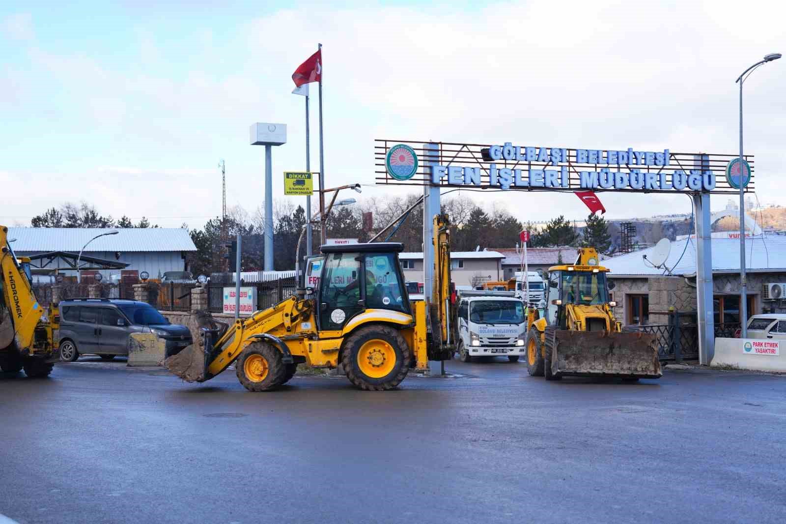 Gölbaşı Belediyesi, karla mücadeleye hazır
