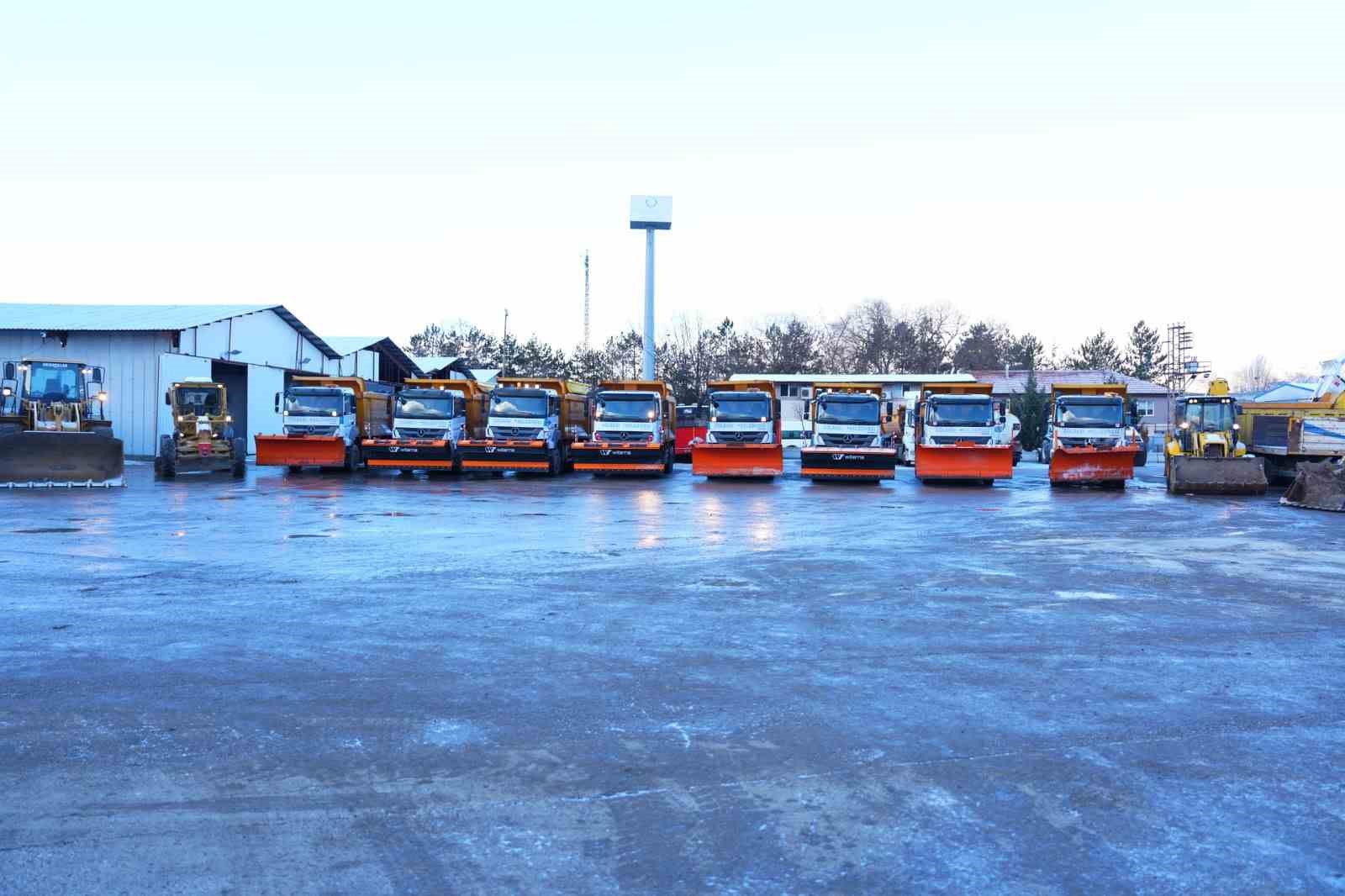 Gölbaşı Belediyesi, karla mücadeleye hazır
