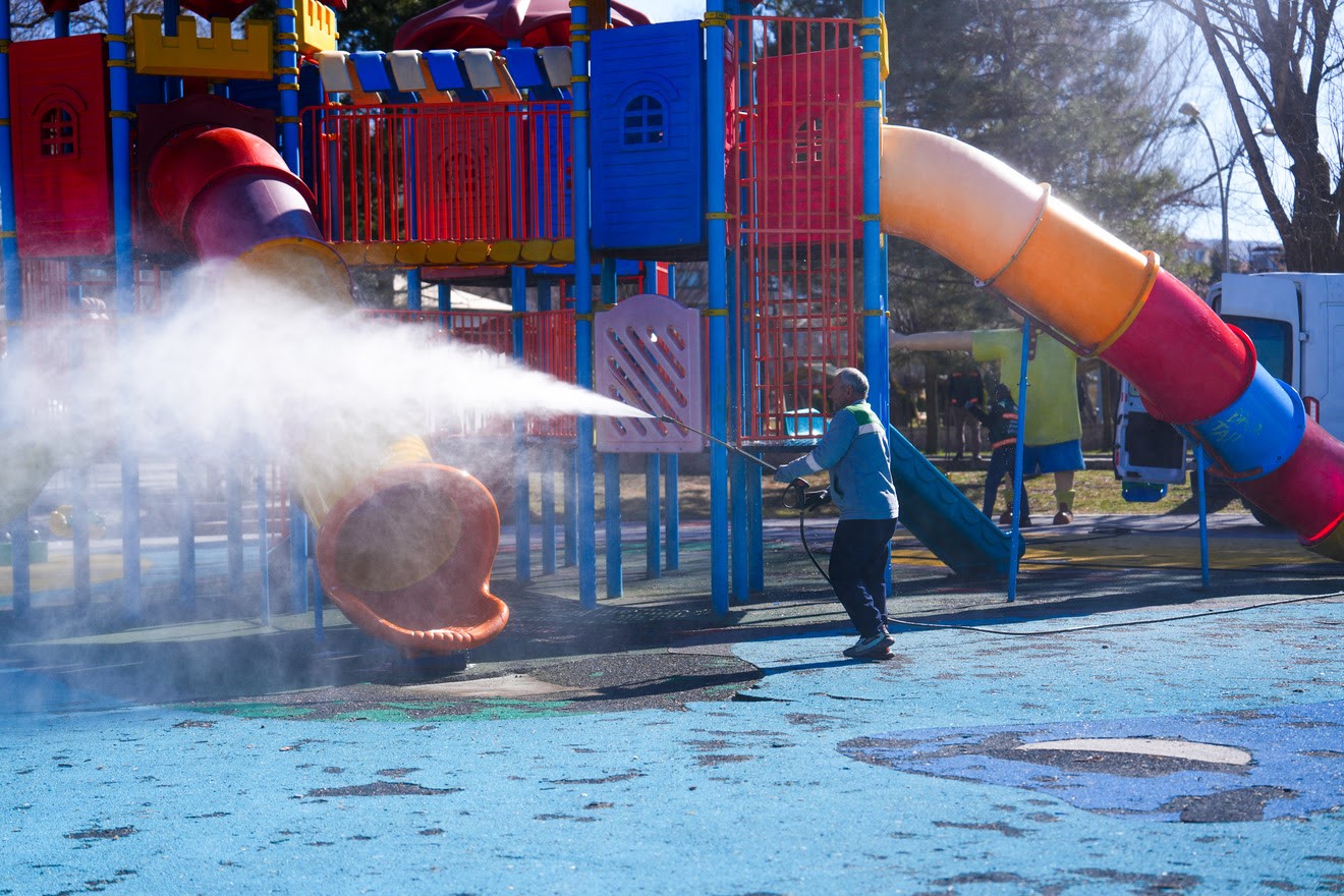 Gölbaşı’nda parklar yaza hazırlanıyor
