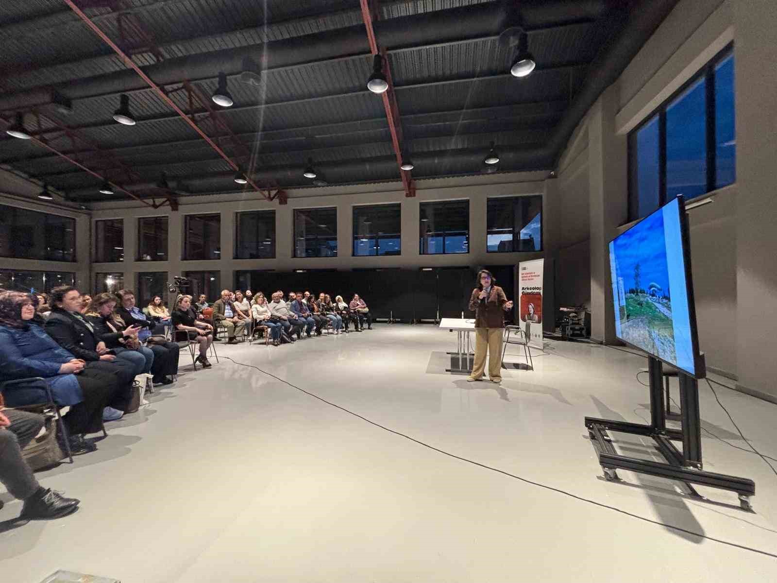 Gölyazı kazıları Pancar Deposu’nda anlatıldı
