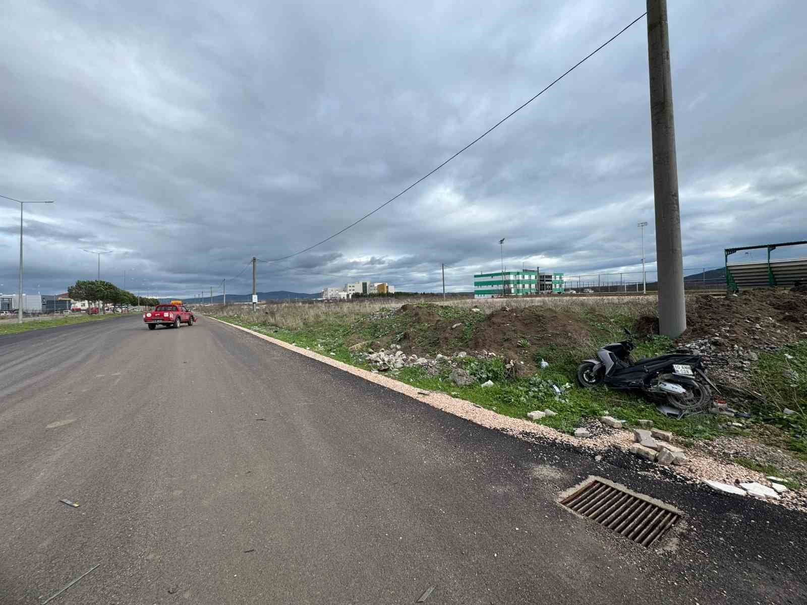 Gönen’de kamyonet ile motosiklet çarpıştı: 1 yaralı
