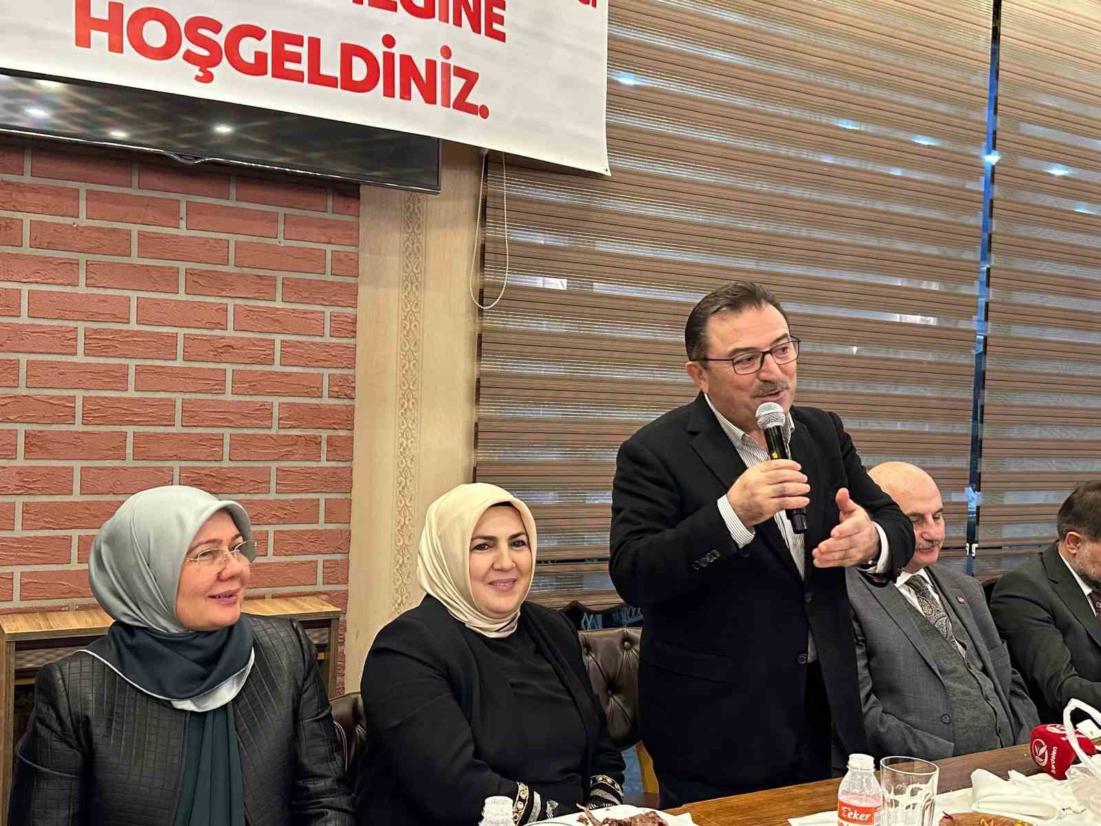 Gönüllü annelerden 440 aileye iftar sofrasında büyük dayanışma
