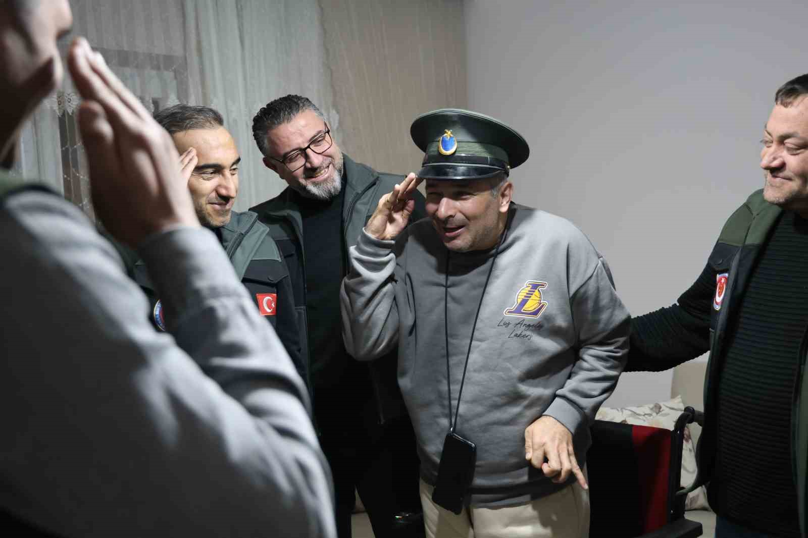 Görevi başında felç oldu, 5 yıldır gazilik unvanının verilmesini bekliyor
