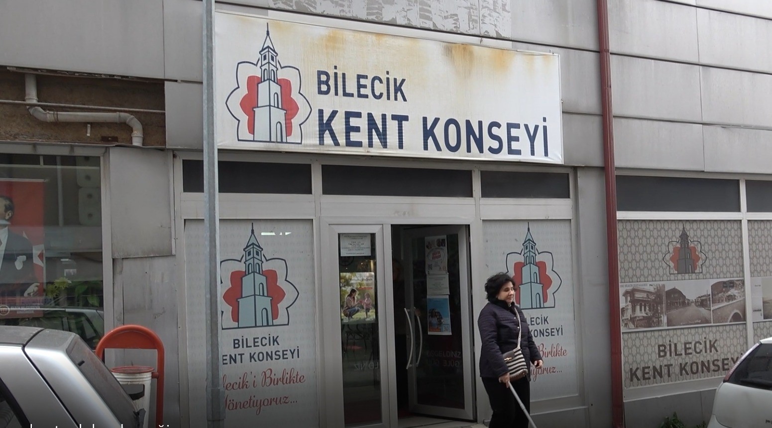 Görme engelli 3 çocuk annesi Çiler Kocaman’ın ’Braille’ alfabesiyle okuma azmi
