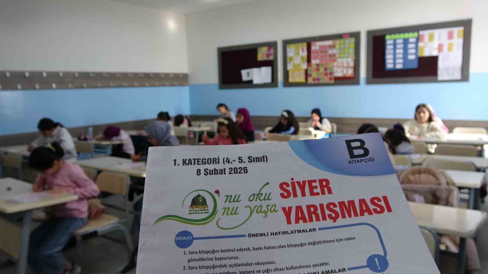 Görme engelli kardeşlerin Siyer Yarışması heyecanı
