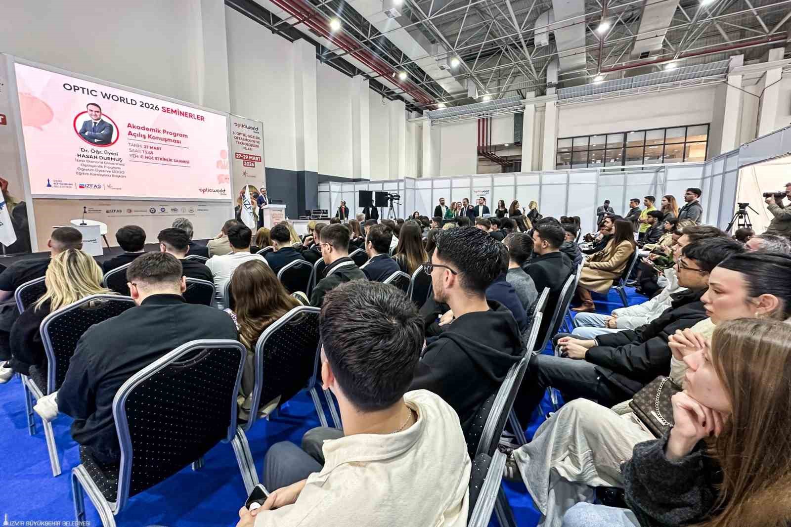 Görme sağlığının geleceği İzmir’de konuşuldu
Görme sağlığının geleceği İzmir’de konuşuldu