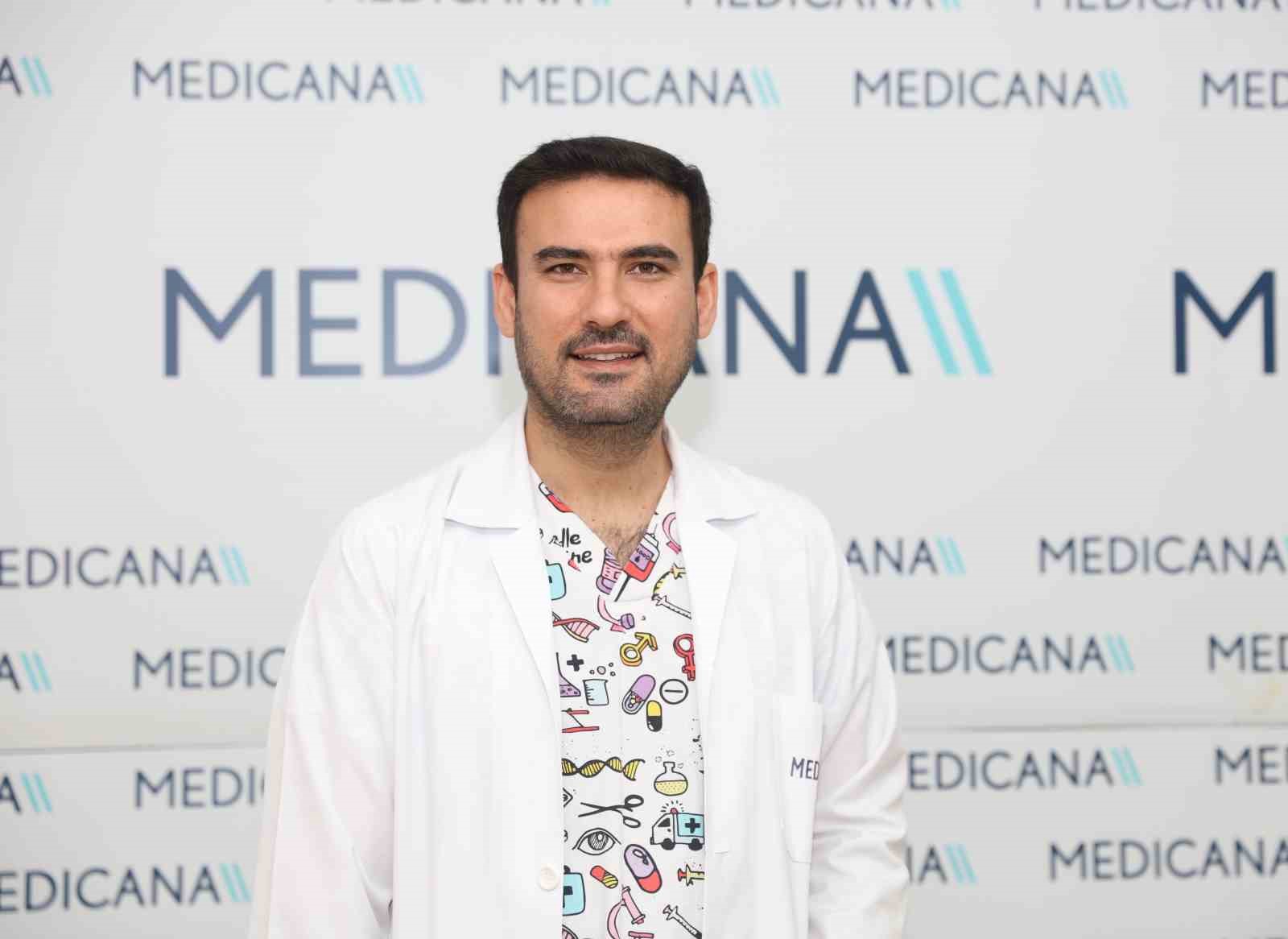 Göz hastalıklarında lazer uygulamaları tedavi başarısını artırıyor
