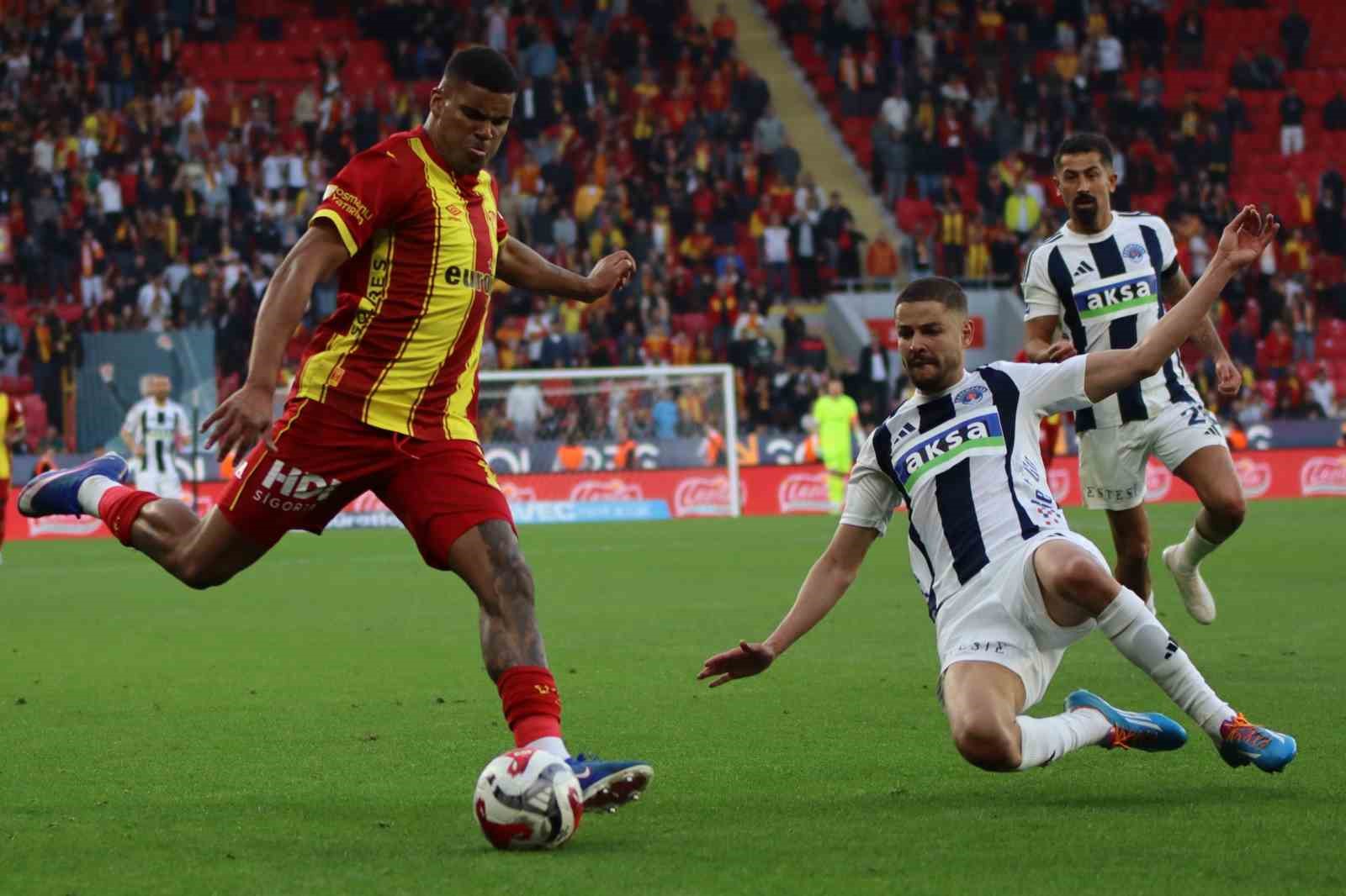 Göztepe, 2 aydır evinde kazanamıyor
