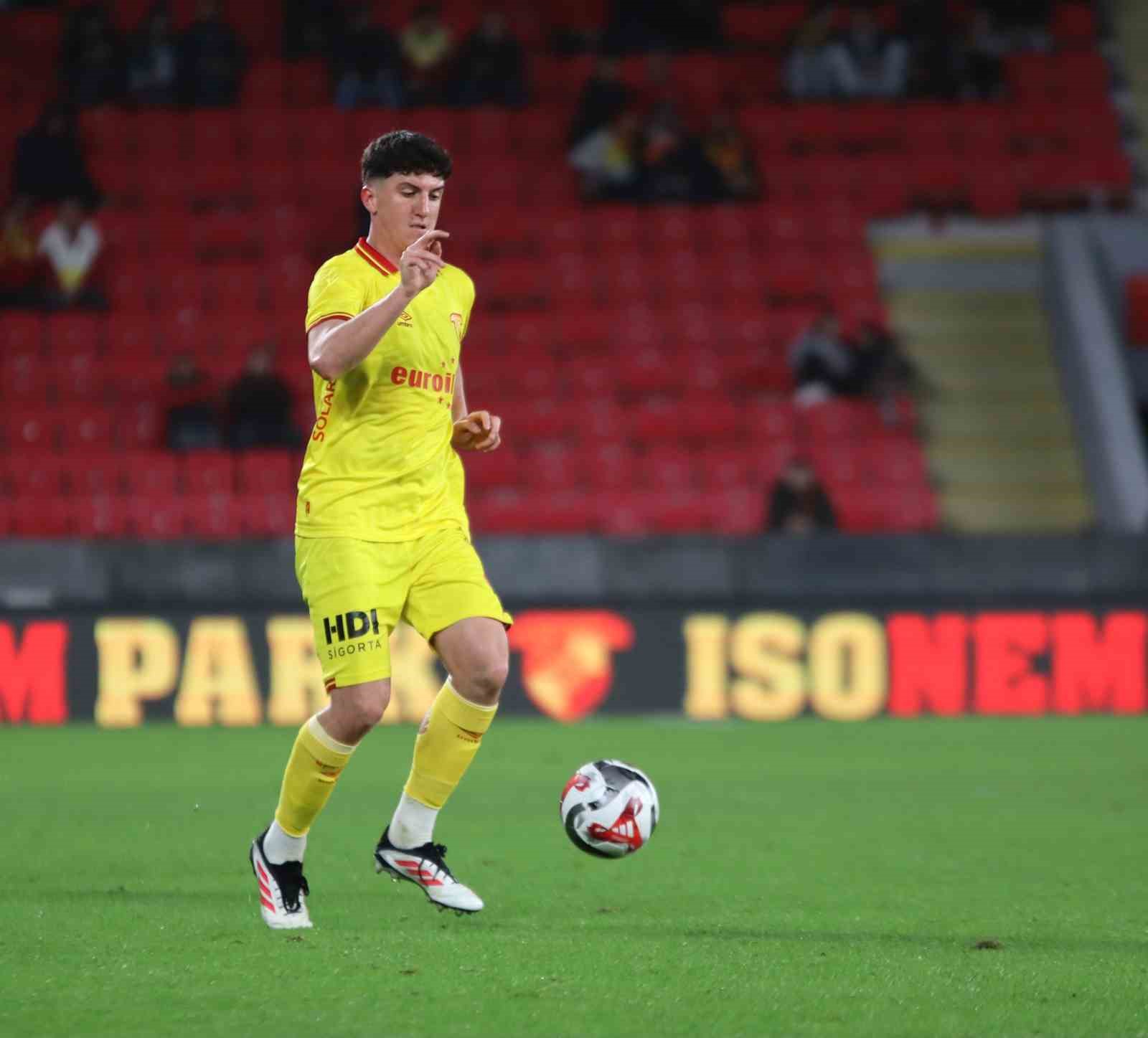 Göztepe, hazırlık maçında galip geldi
