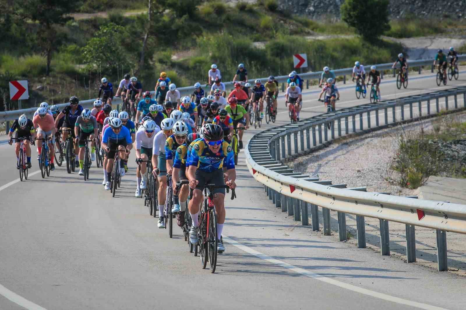 Gran Fondo Antalya’da madalyalar sahiplerini buldu
