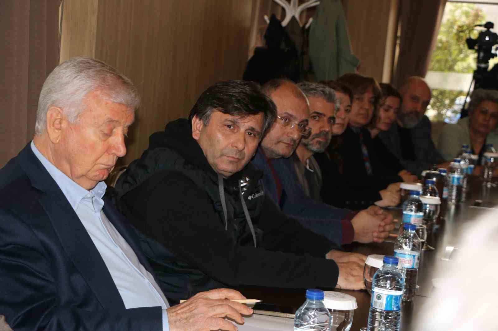 Grand Kartal Otel faciasının mağdur aileleri Bolu’da bir araya geldi
