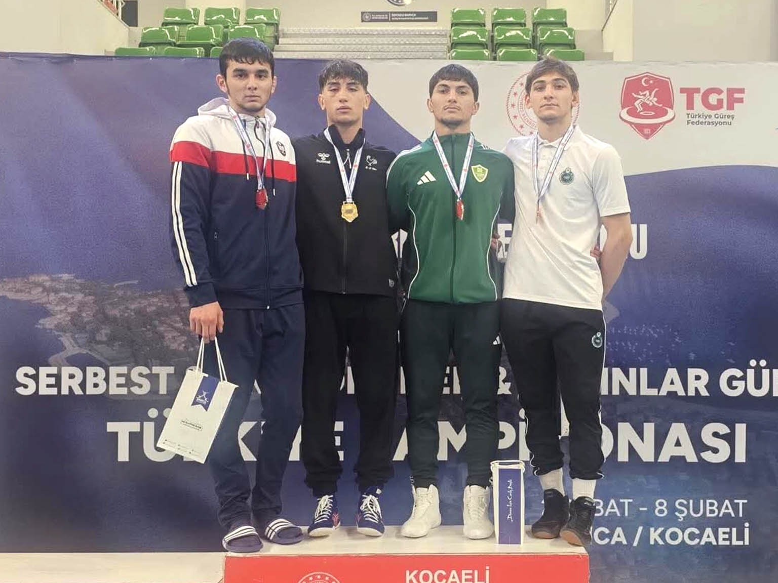 Grekoromende Denizlili genç Türkiye şampiyonu oldu
