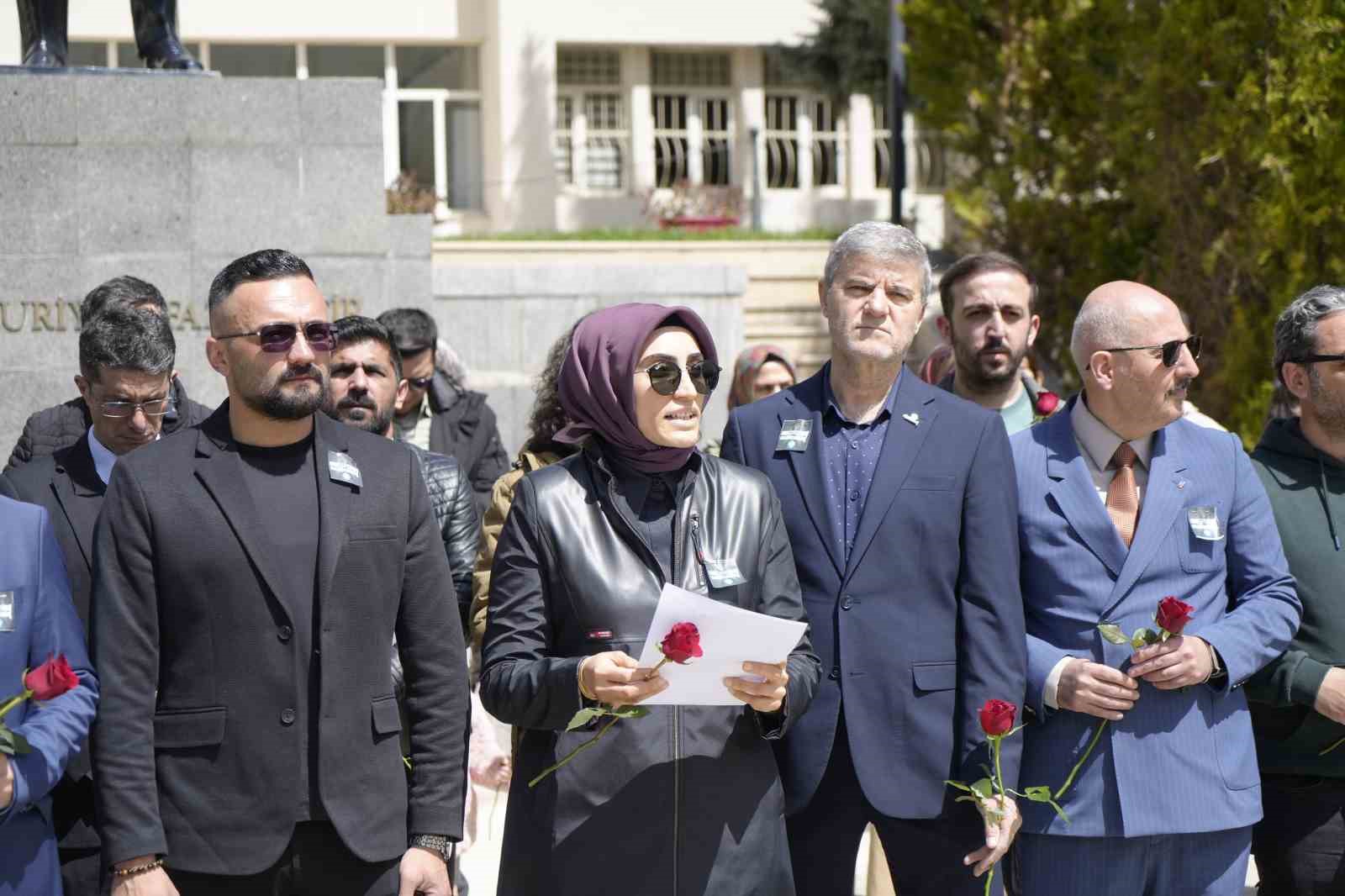 Gümüşhaneliler Kahramanmaraş’ın acısını paylaştılar
