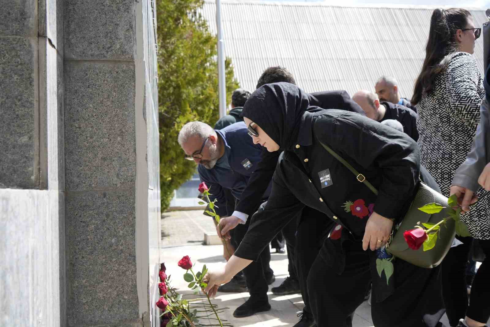 Gümüşhaneliler Kahramanmaraş’ın acısını paylaştılar
