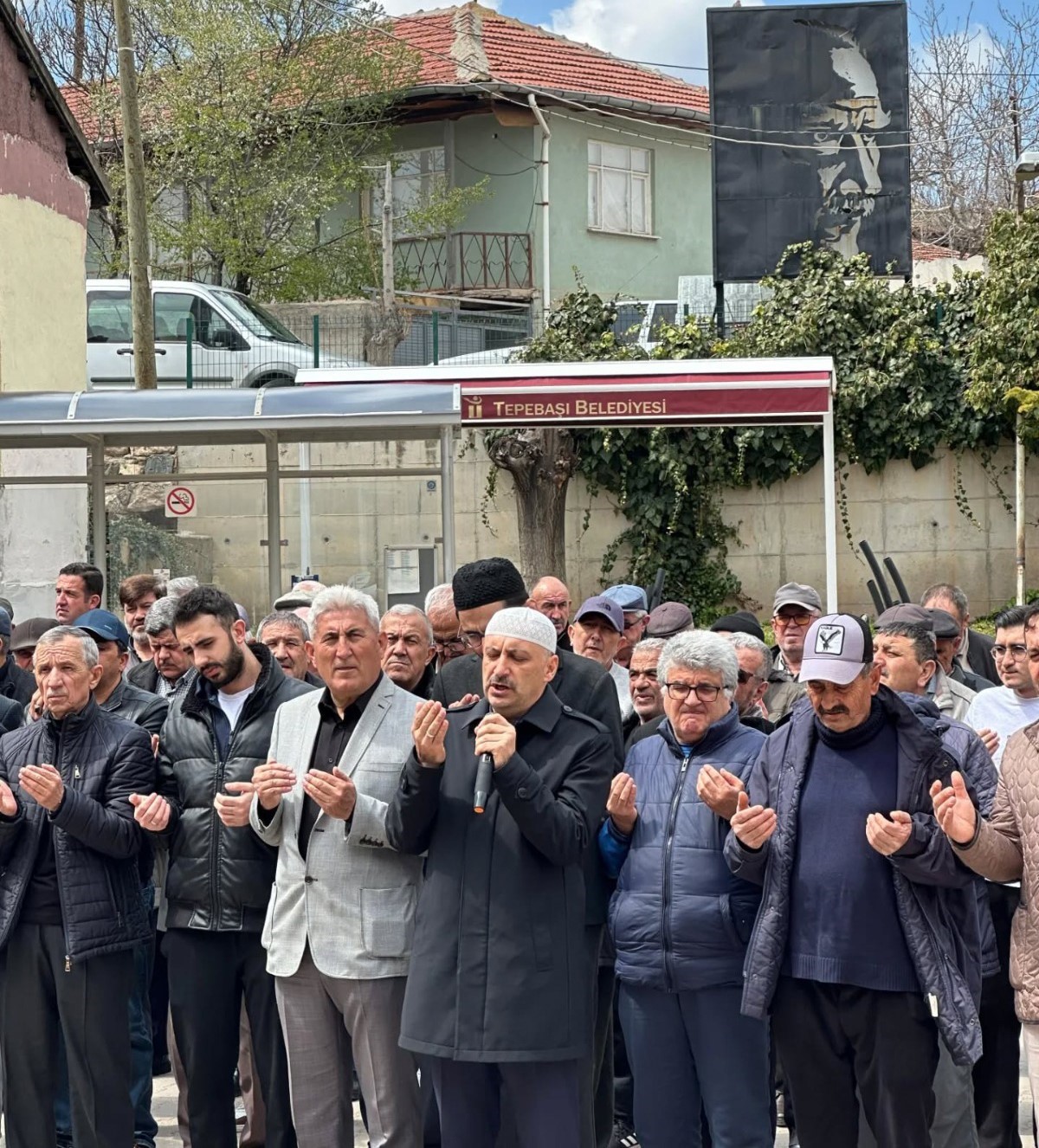 Gündüzler Mahallesi’nde yağmur ve şükür duası yapıldı
