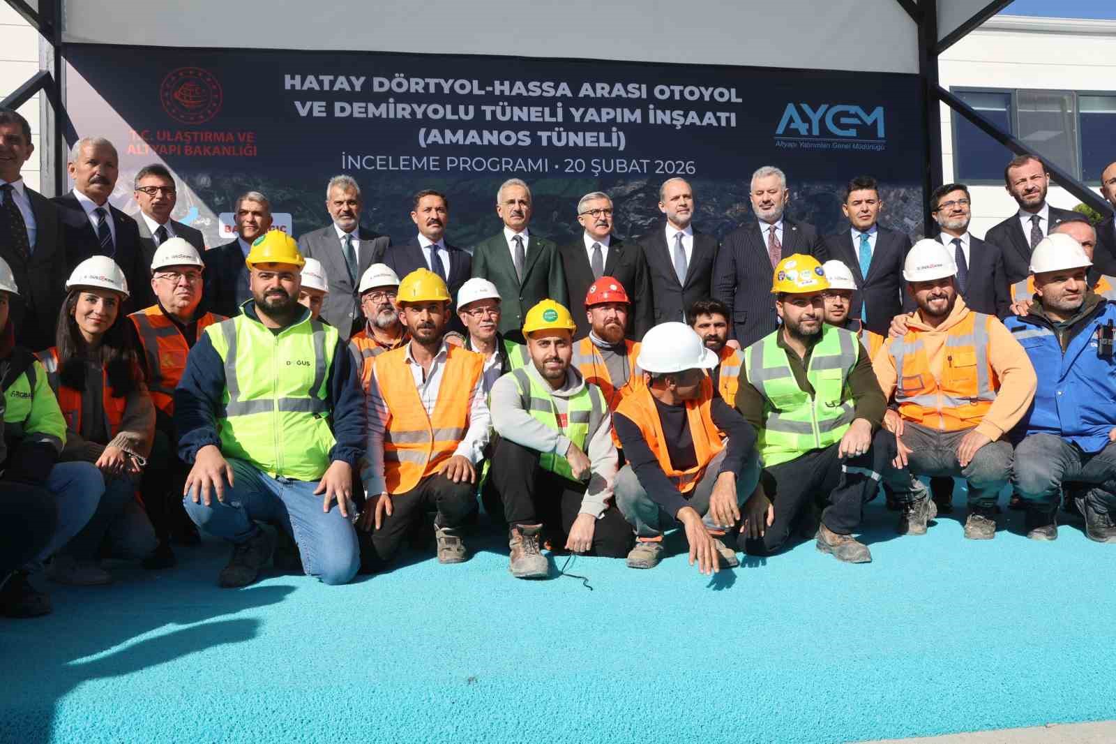 Güneydoğu Anadolu ve Arap yarımadasını İskenderun Körfezi’ne doğrudan bağlayacak projede inşa çalışmalarına başlandı
Güneydoğu Anadolu ve Arap yarımadasını İskenderun Körfezi’ne doğrudan bağlayacak projede inşa çalışmalarına başlandı