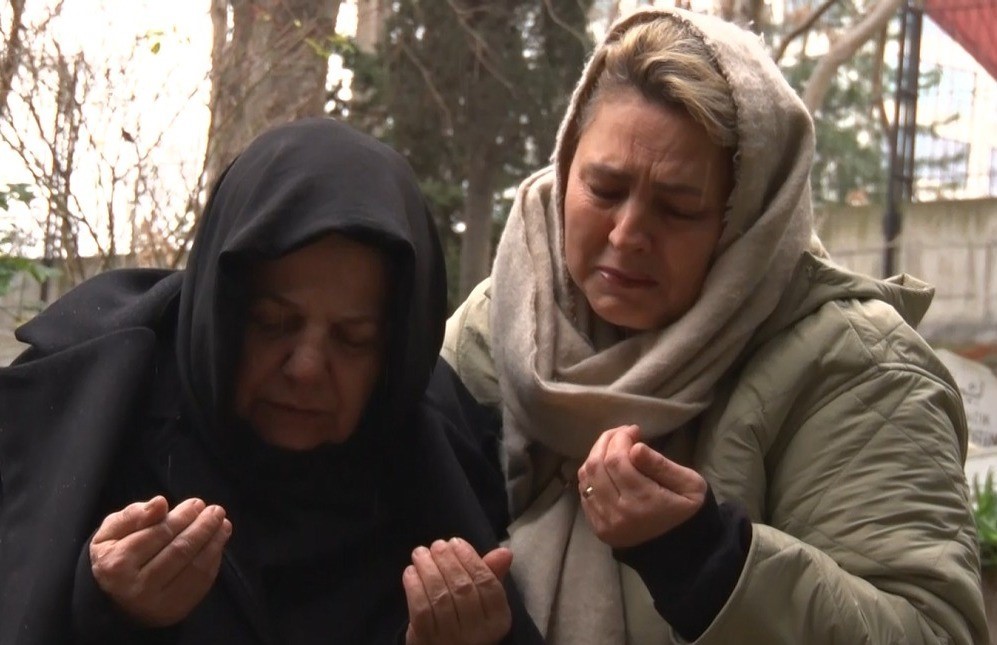 Güngören’de öldürülen Atlas Çağlayan’ın yakınları kabri başında dua etti
