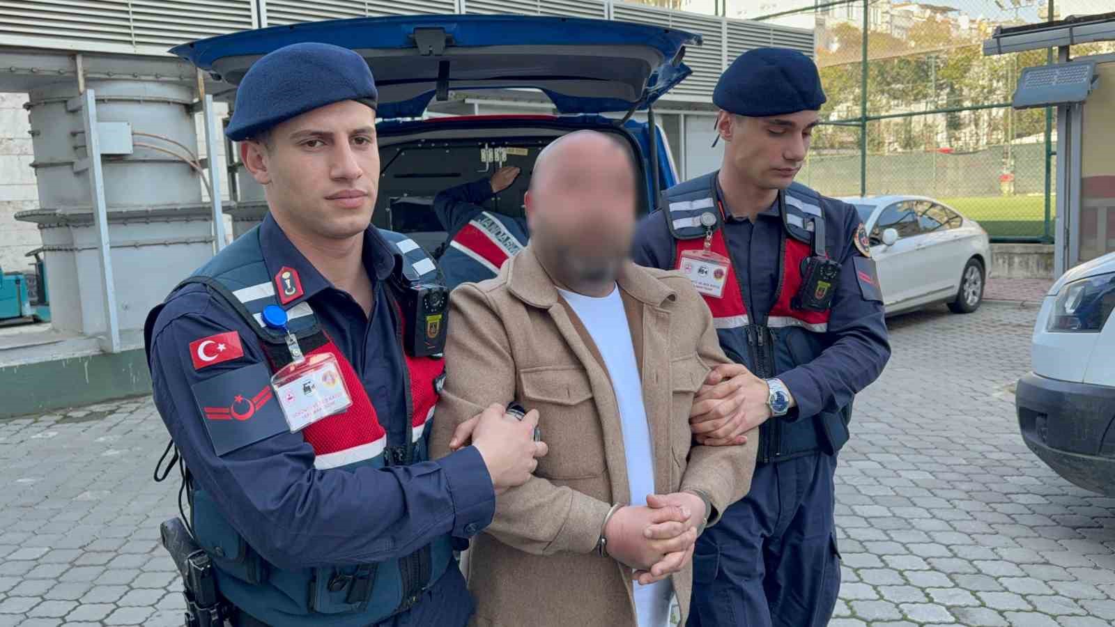 Gürültü kavgasında komşularını silahla vuran şahıs: "Edilen küfrün bedeli"
