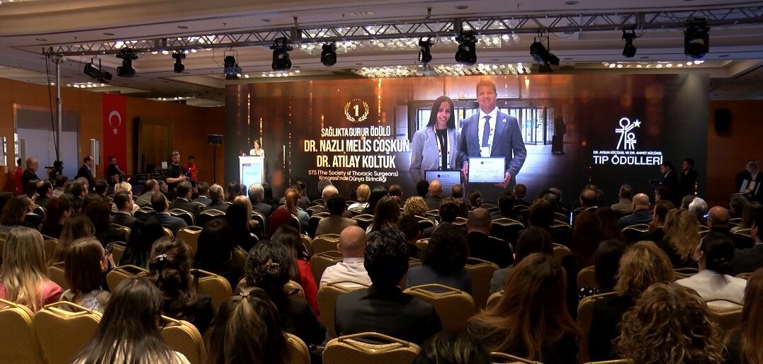 Güven Hastanesi’nden Tıp Bayramı’nda ödül töreni
Güven Hastanesi’nden Tıp Bayramı’nda ödül töreni