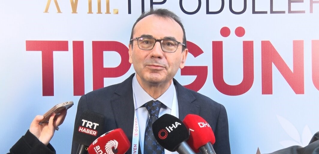 Güven Hastanesi’nden Tıp Bayramı’nda ödül töreni
Güven Hastanesi’nden Tıp Bayramı’nda ödül töreni