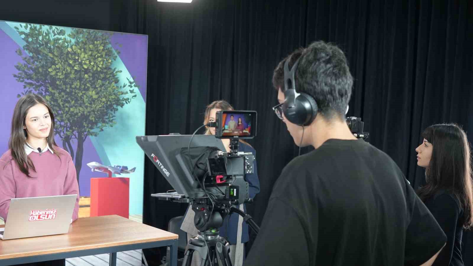 ‘Haberimiz Olsun Projesi’ kapsamında genç öğrenciler ekran karşısına çıkıyor
