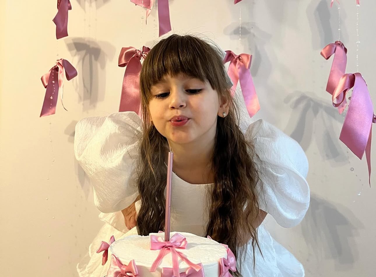 Habersiz değiştiği iddia edilen servisini ararken, 1. sınıf öğrencisi Ela hayattan koptu
