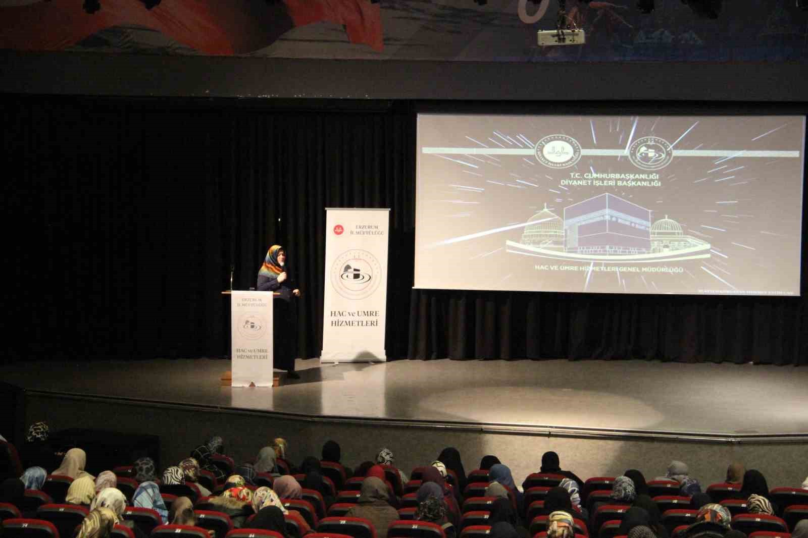 Hacı adaylarına bilgilendirme yapıldı
