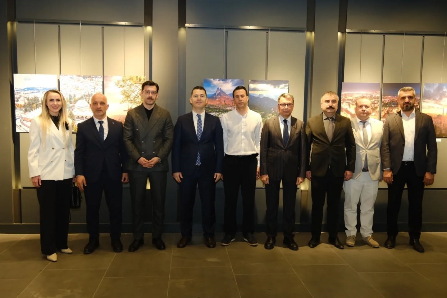 Hadi Mousavi’nin "Geçmişin İzinde: Eskişehir Fotoğraf Sergisi"
