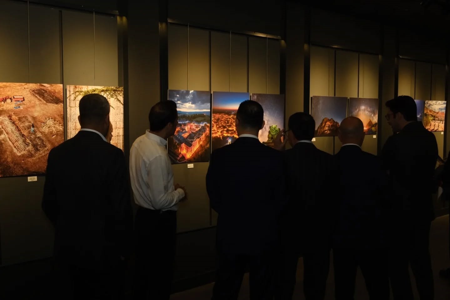 Hadi Mousavi’nin "Geçmişin İzinde: Eskişehir Fotoğraf Sergisi"
