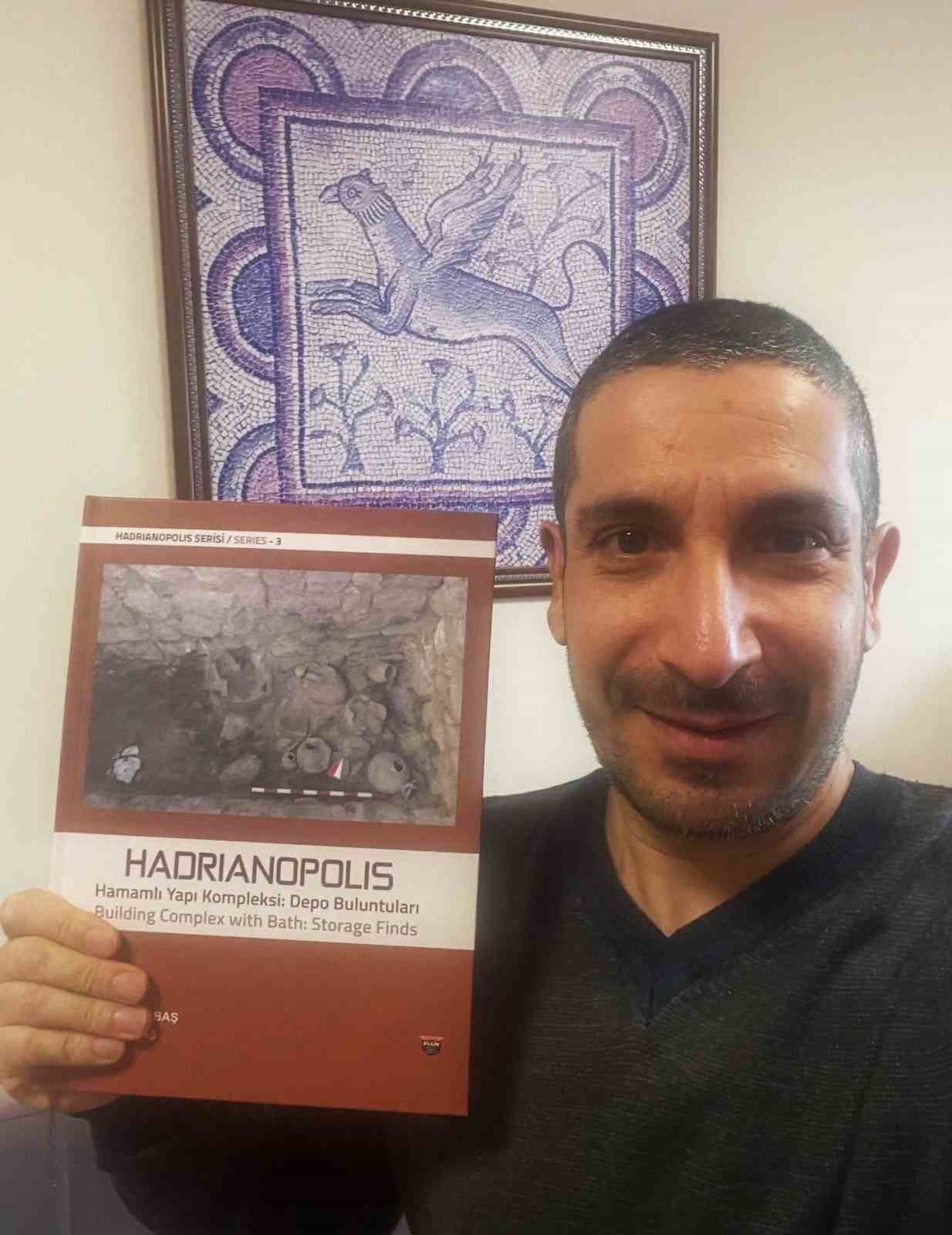 ’Hadrianopolis Serisi-3: Hamamlı Yapı Kompleksi Depo Buluntuları’ ile yayınlandı
