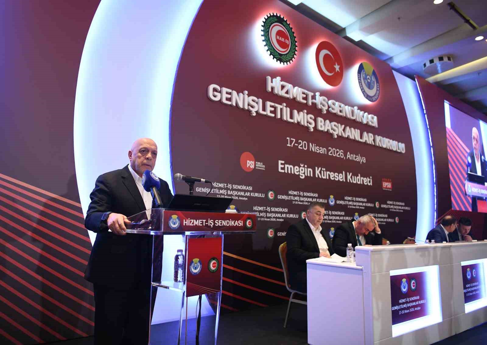 HAK-İŞ Genel Başkanı Mahmut Arslan: "Vergi sisteminin baştan sona değiştirilmesi gerekiyor"
