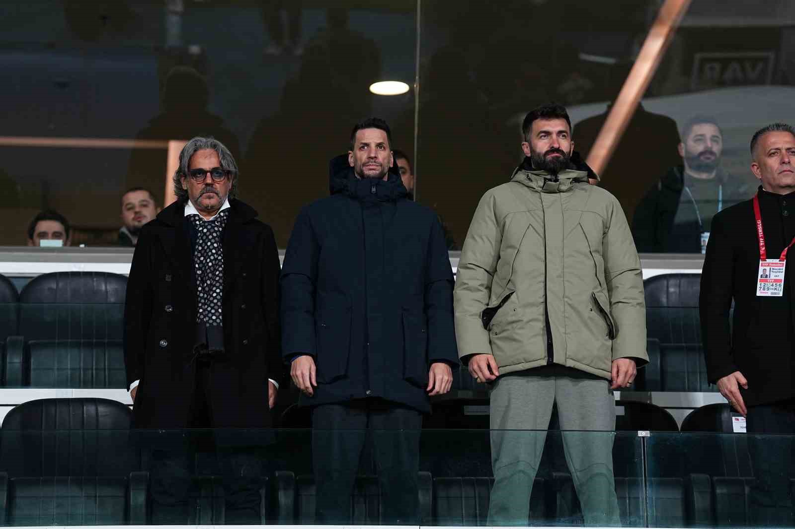 Hakan Balta, Başakşehir - Konyaspor maçını tribünden takip etti
