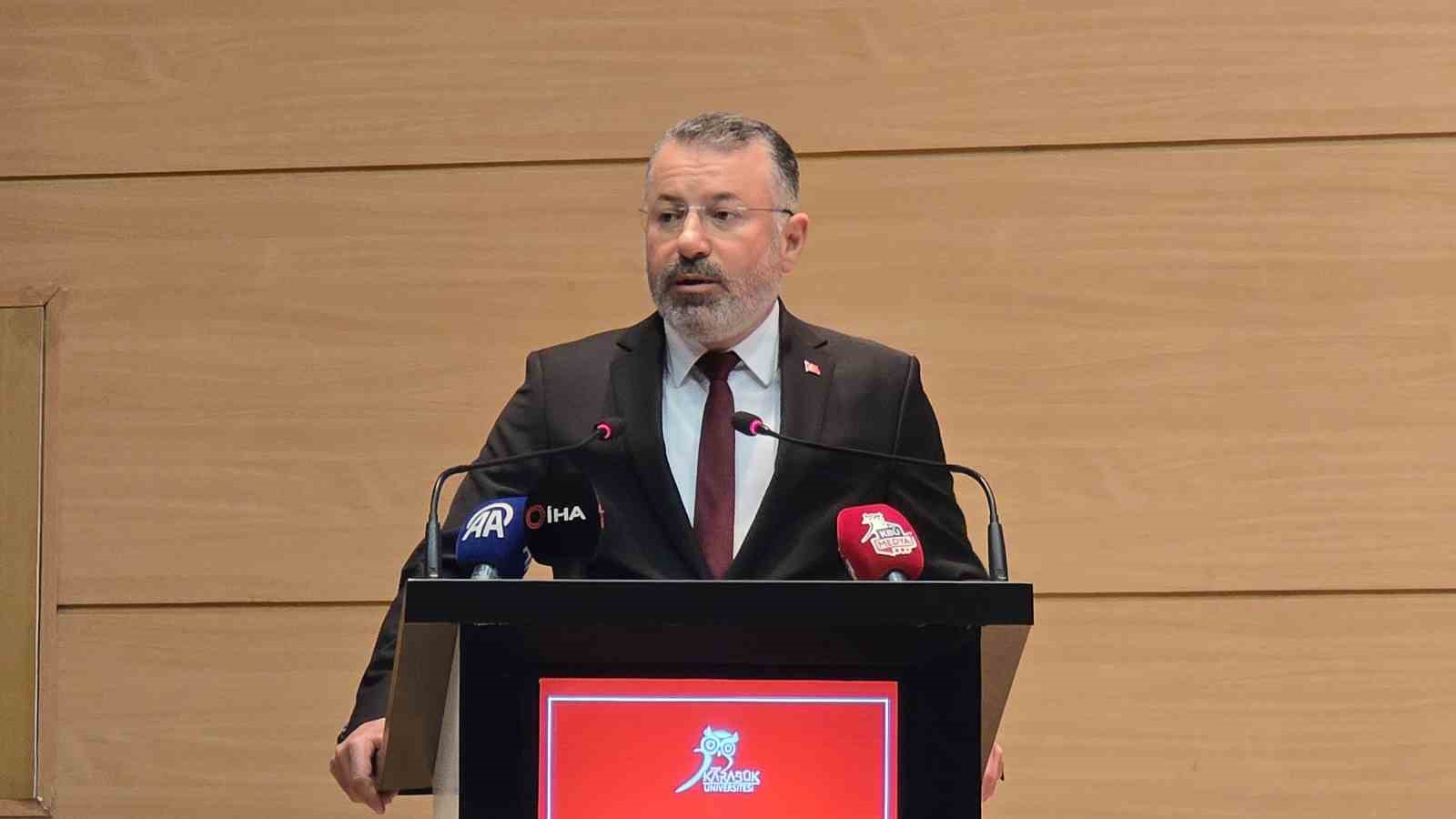 "Hakikat ve Etik" Karabük’te masaya yatırıldı
