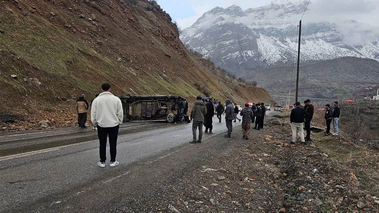 Hakkari’de trafik kazası: 2 yaralı

