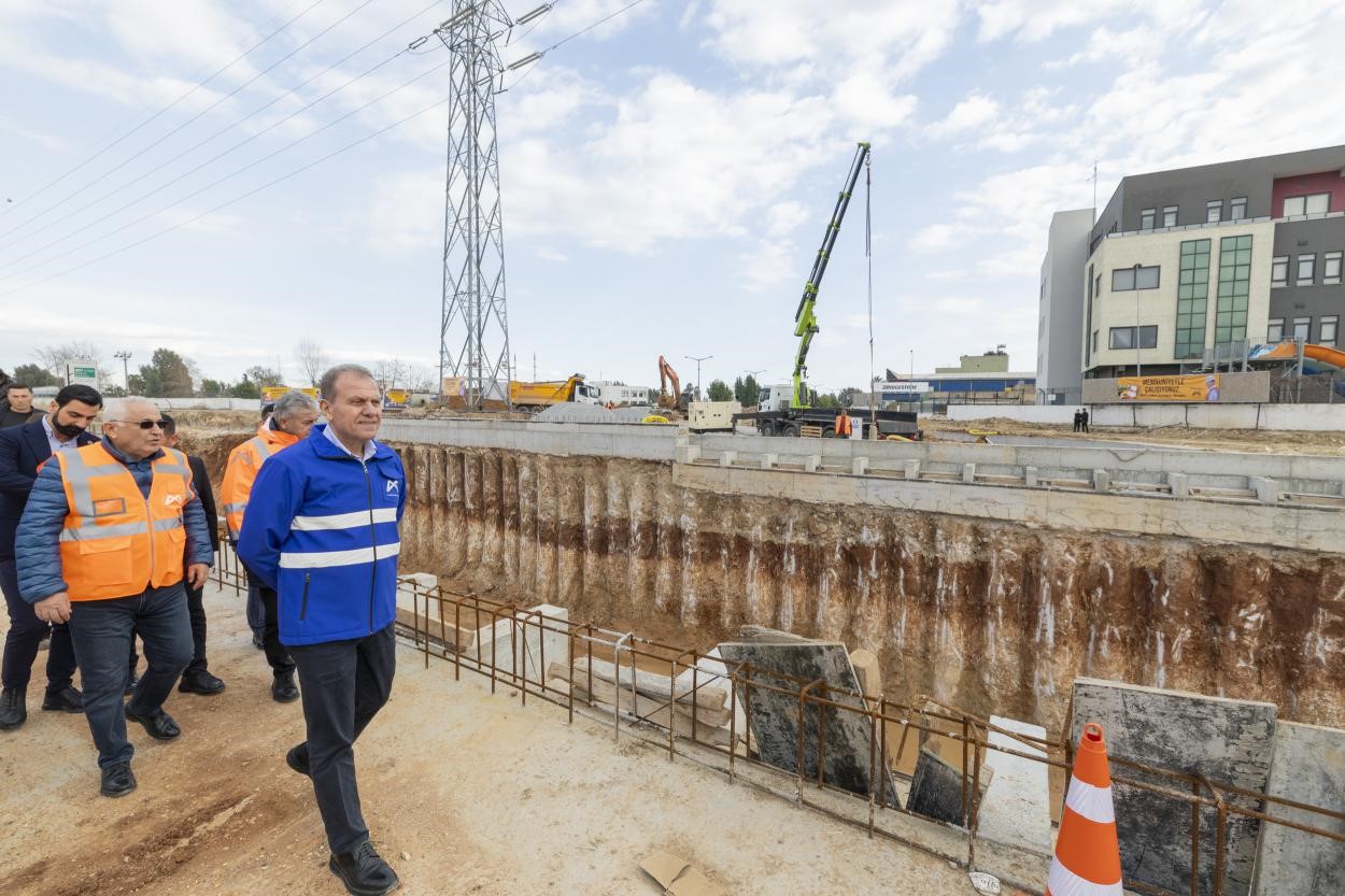 Hal Katlı Kavşağı nisan ayında hizmete girecek
