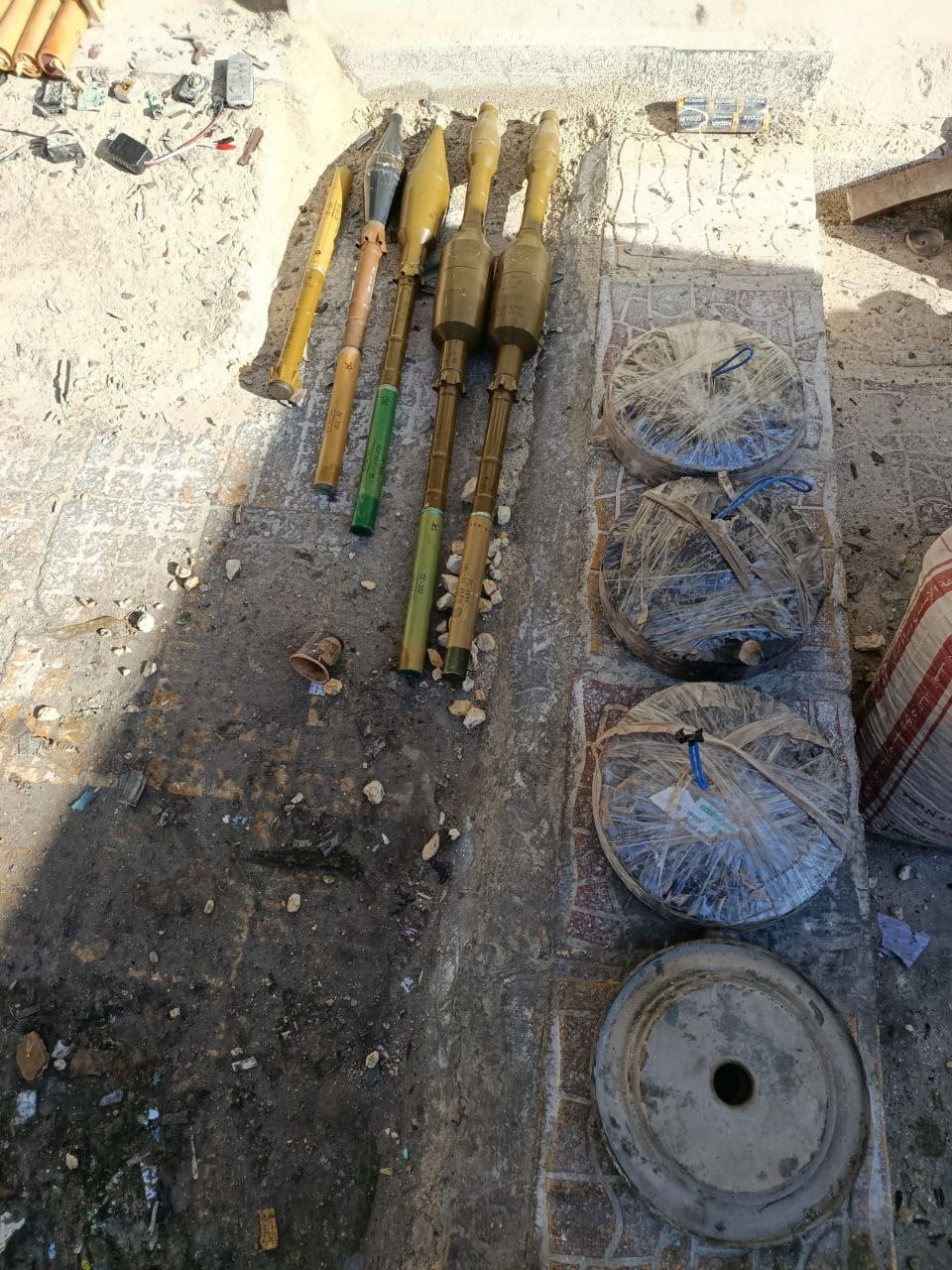 Halep’te terör örgütü SDG’ye yönelik operasyonun ardından güvenlik çalışmaları yürütülüyor
