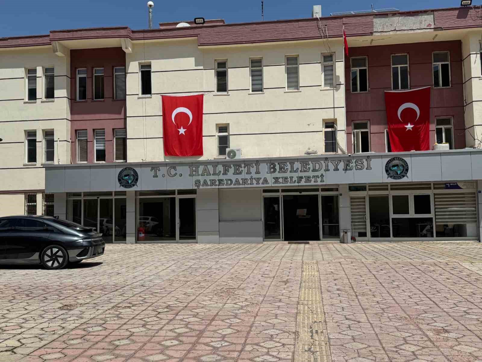 Halfeti Belediyesine şafak operasyonu: 47 gözaltı
