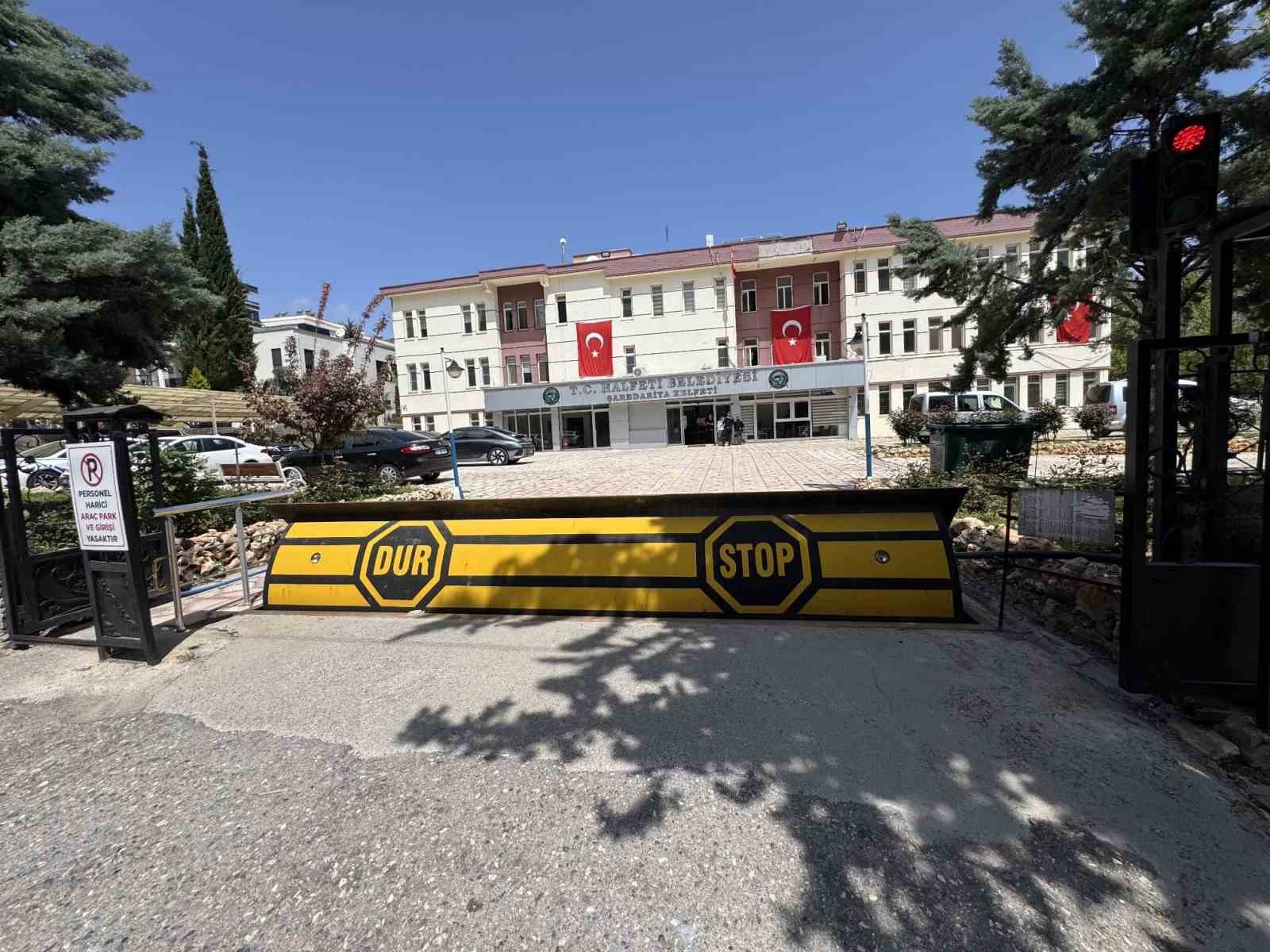 Halfeti Belediyesine şafak operasyonu: 47 gözaltı
