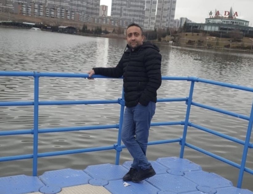 Halı sahada kalp krizi geçirerek vefat eden Murat Kasapoğlu son yolculuğuna uğurlandı
