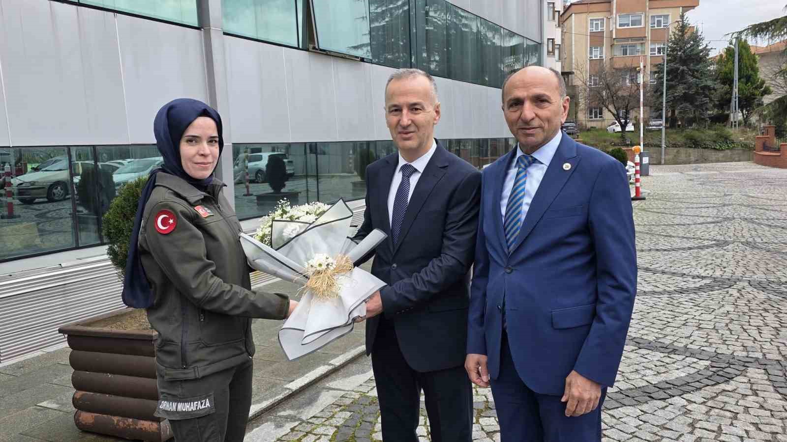 Halil Oflu görevine başladı
