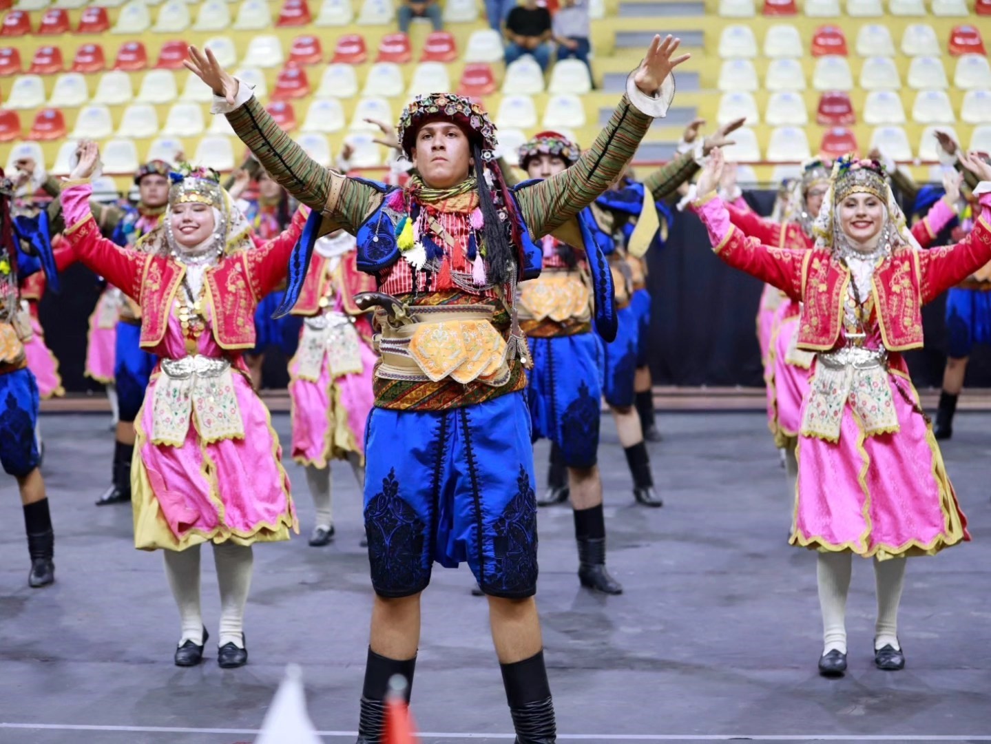 Halk oyunları coşkusu Buldan’da yaşanacak
