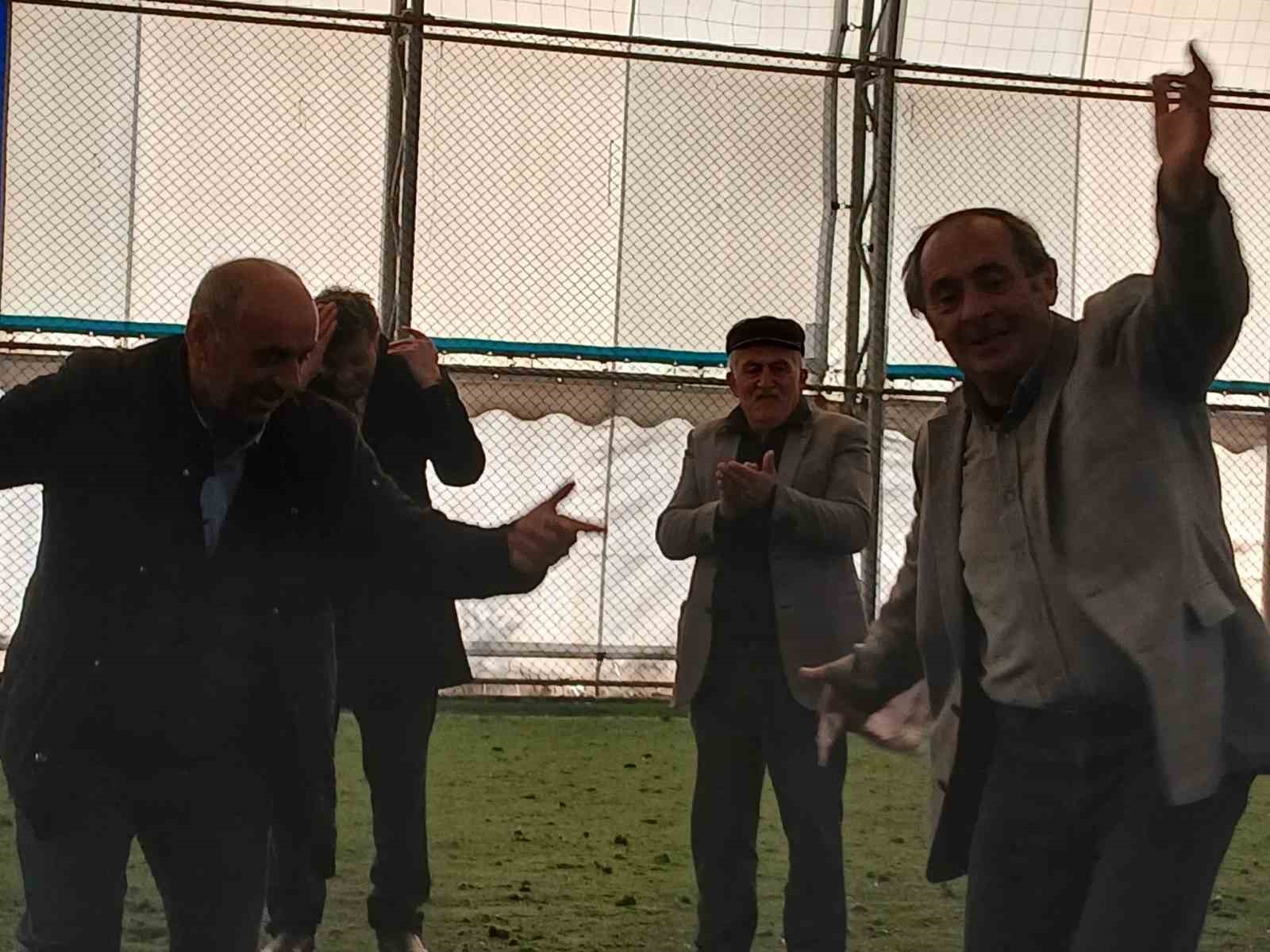 Halk oyunlarını kayıt altına aldılar
