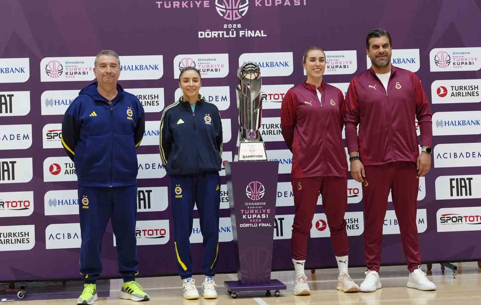 Halkbank Kadınlar Türkiye Kupası final karşılaşması öncesi basın toplantısı düzenlendi
