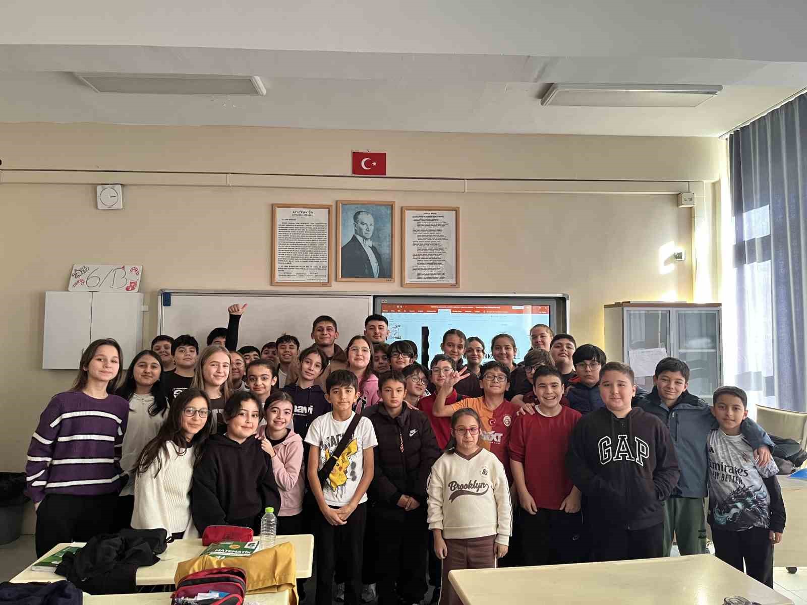 Halkla ilişkiler öğrencilerinden örnek başarı
Halkla ilişkiler öğrencilerinden örnek başarı